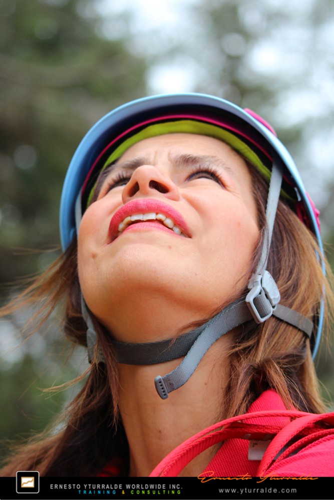 Cuerdas Altas | Team Building Empresarial | Desarrollo de habilidades blandas y cohesión de equipos en experiencias Outdoor