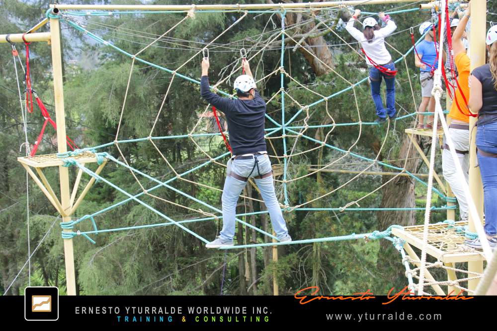 Cuerdas Altas | Desafíos vivenciales que fortalecen la resiliencia y la solidaridad en los equipos