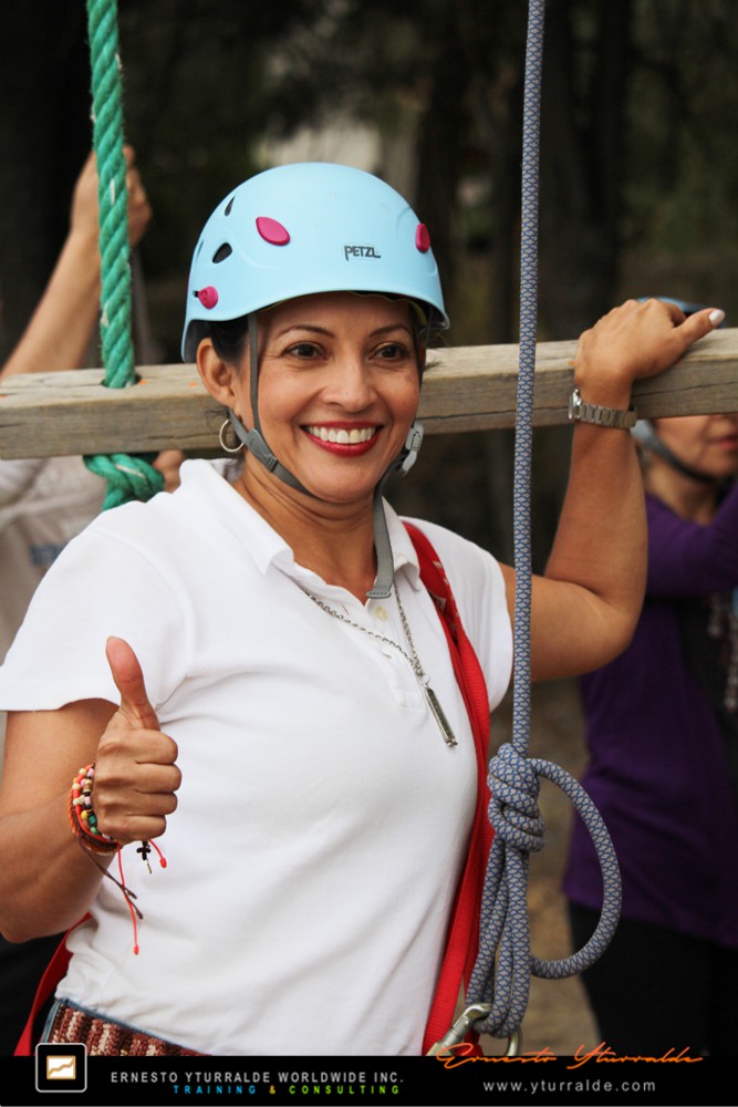 Desarrollo de habilidades blandas en Cuerdas Altas | Team Building Empresarial y fortalecimiento de la confianza